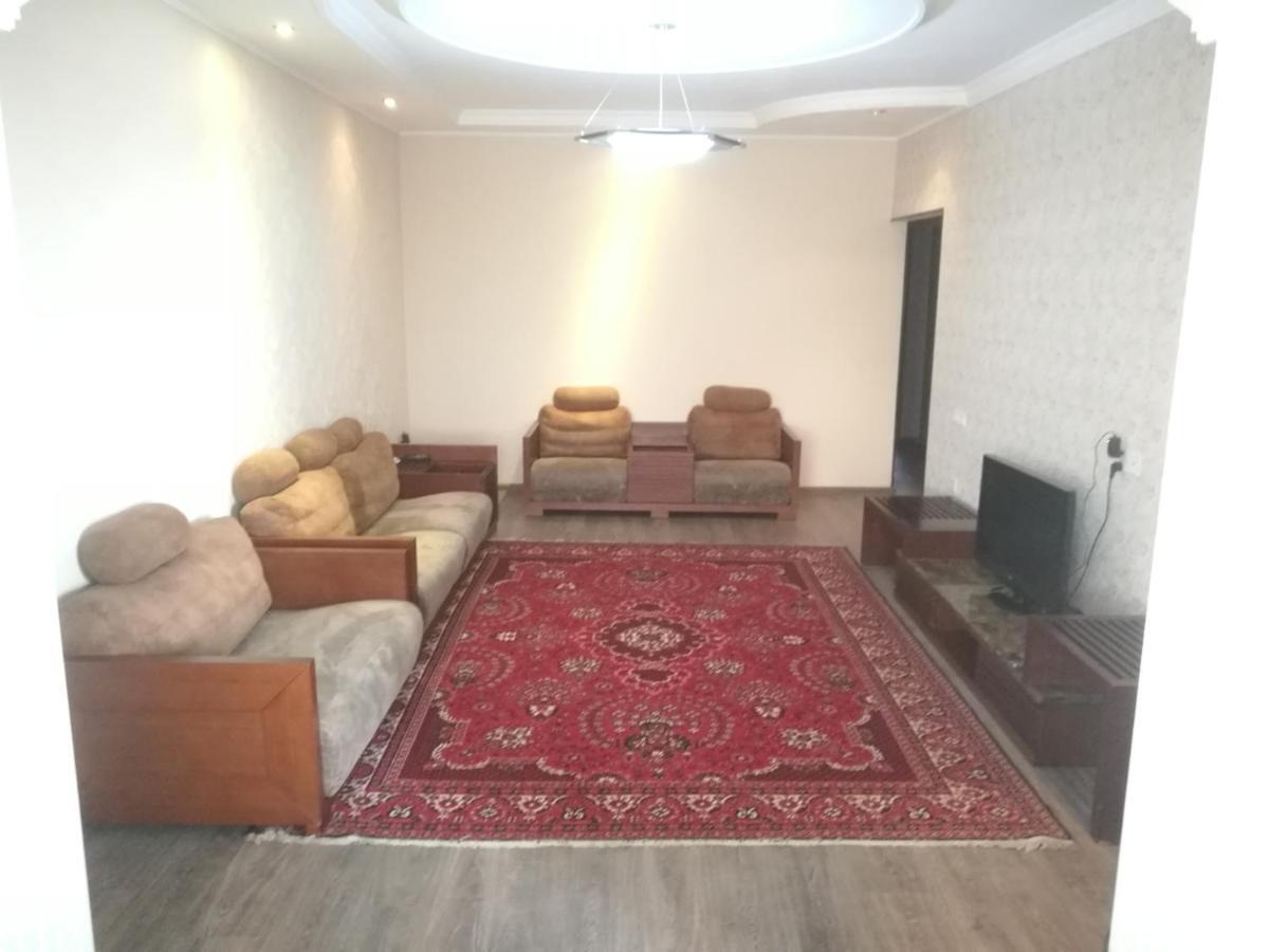 Apartment 2 Bed Room In The Center Апартамент 3-Х Комнатная В Центре Taskent Exterior foto